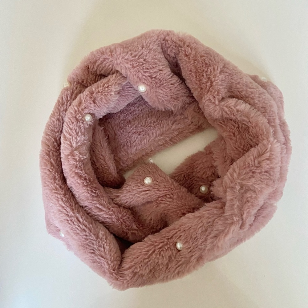Infinity faux fur scarf